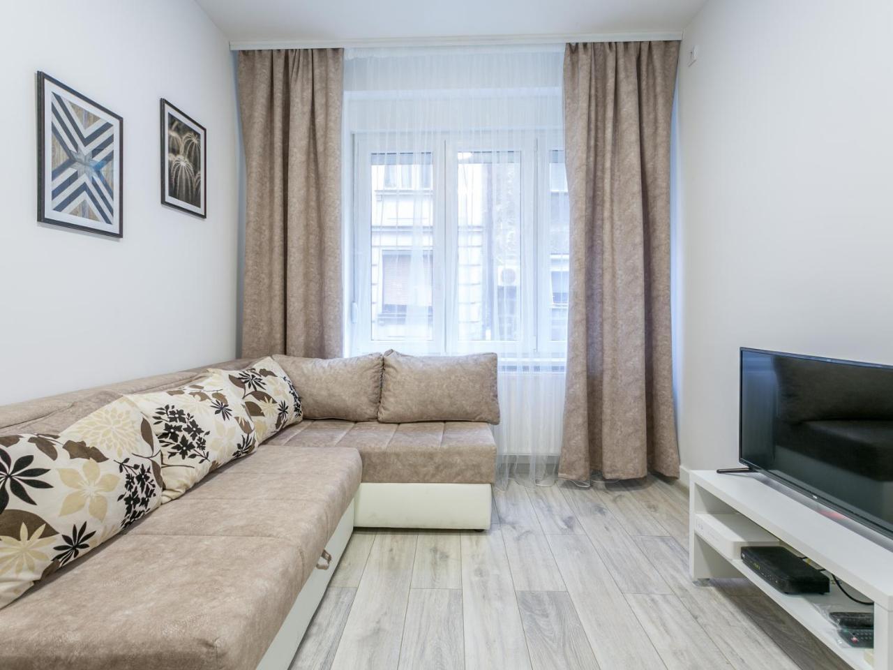 Belgrade Renting Down Apartment Esterno foto